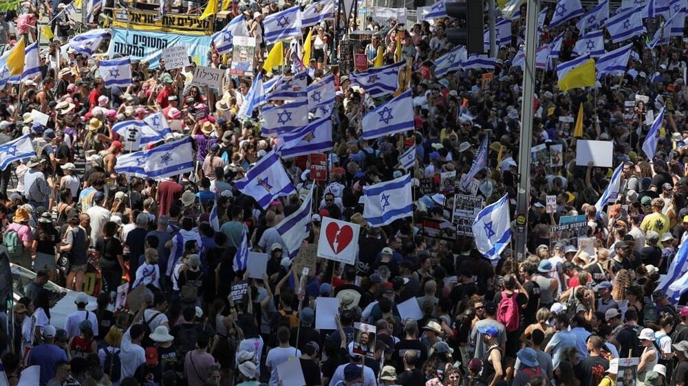 Lo sciopero generale blocca Israele. Netanyahu: "Una vergogna, segnale pro-Sinwar""