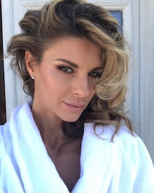 Martina Colombari hot, fisico esplosivo al mare 3