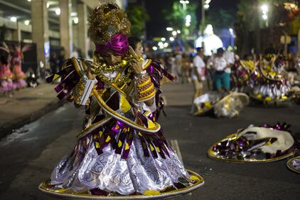 Brasile, iniziano i festeggiami del Carnevale di Rio  4