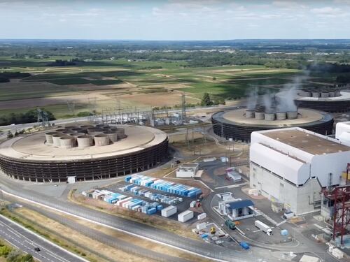 Incendio in una centrale nucleare in Francia, spenti i reattori