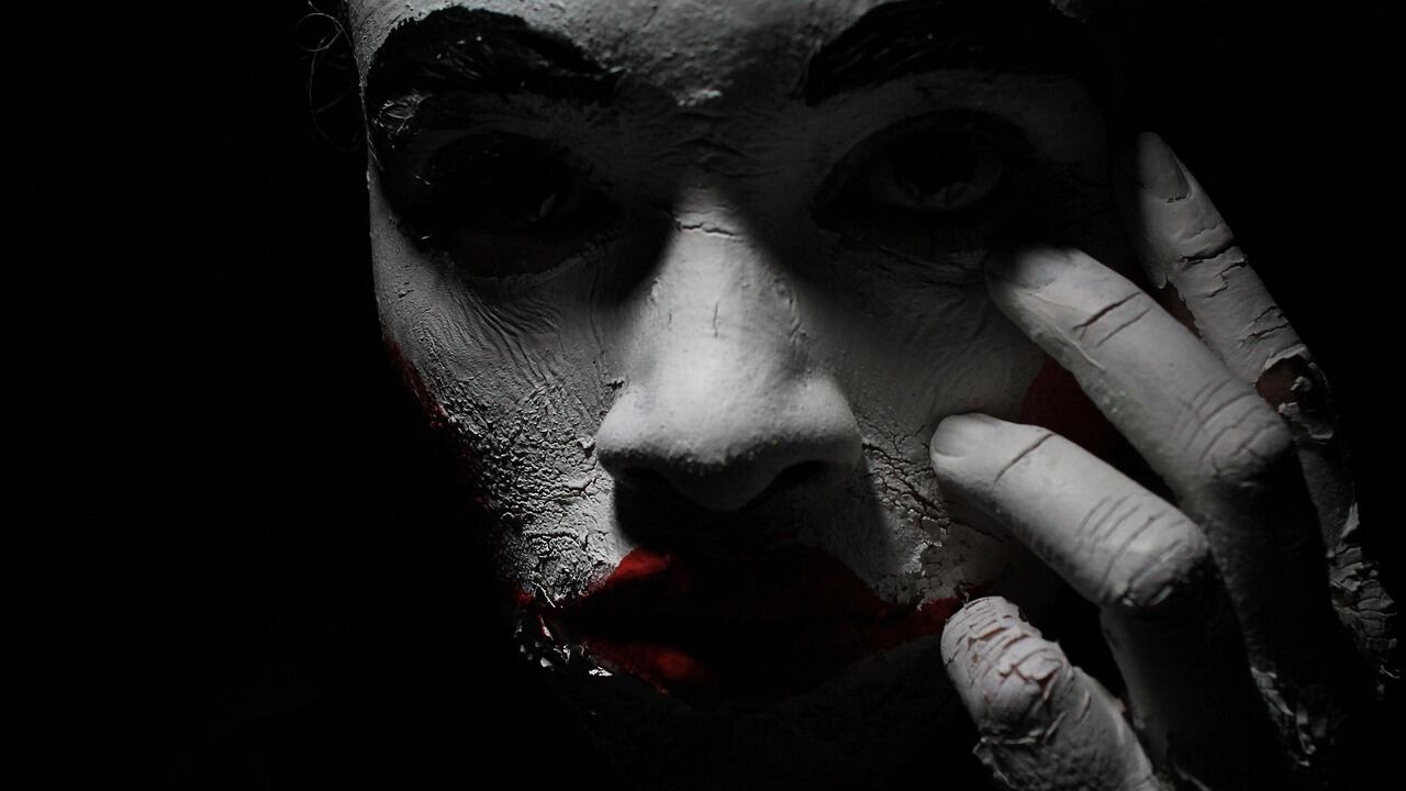 "Dietro il sorriso del clown la paura": gli esperti svelano la mente oscura di John Wayne Gacy