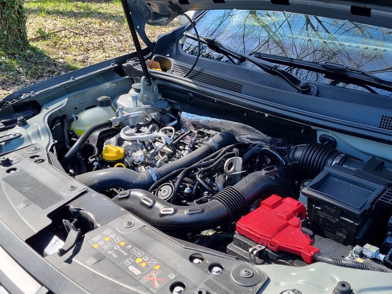Dacia Duster Journey 2023, guarda le foto 12