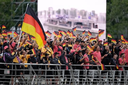 Parigi 2024, le immagini più belle della cerimonia d'apertura 8