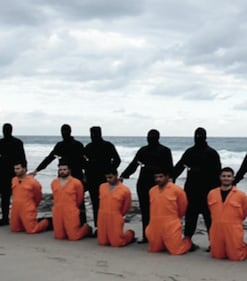 Libia, jihadisti dell'Isis decapitano i cristiani copti 6