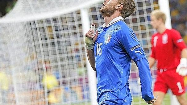 De Rossi detta la via: "Nessun scontro generazionale, ma in Nazionale serve il cuore!"