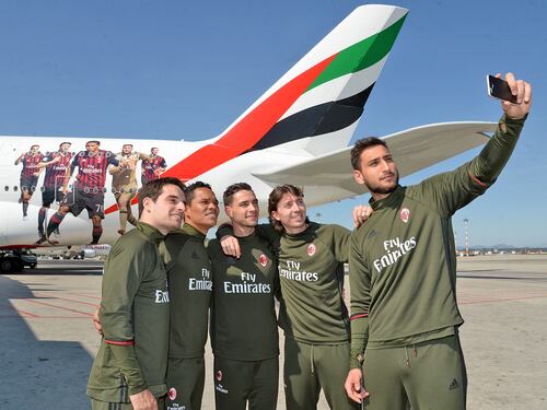 Emirates porta il Milan nel mondo: immagine dei campioni sull'A380