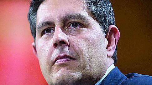 "Per trovare i soldi il governo aumenterà l'Iva"