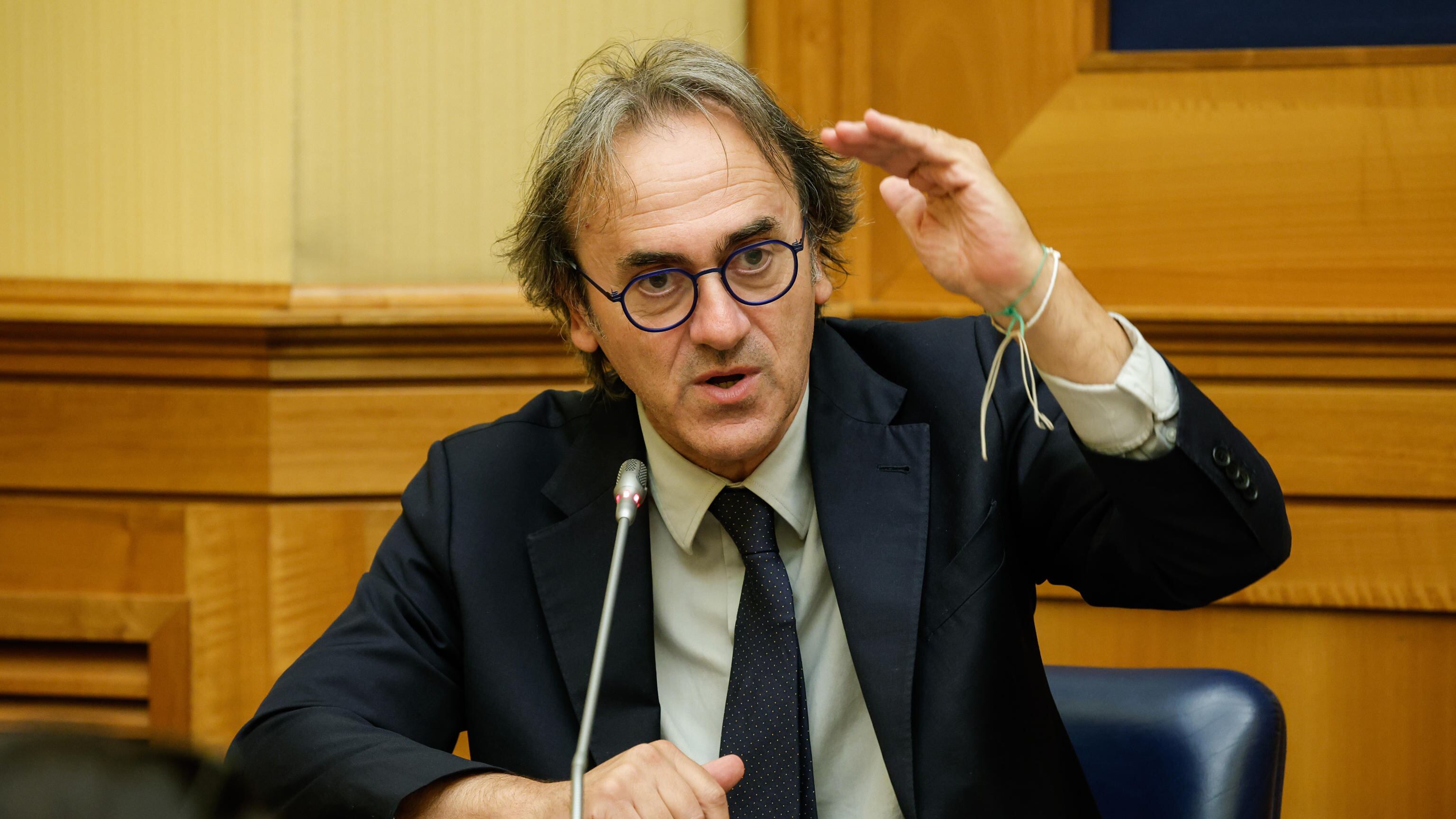 Campo largo, Bonelli gela Renzi: "Con questi presupposti fermiamoci"