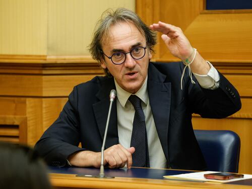 Campo largo, Bonelli gela Renzi: "Con questi presupposti fermiamoci"
