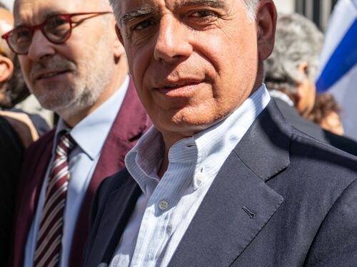 "Squadra Salacentrica. Fdi a testa alta in aula nell'opposizione unita"