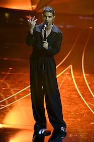 Sanremo 2024: ecco il look della terza serata del Festival di Maninni 6
