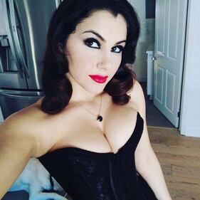 Valentina Nappi, tutte le provocazioni su Instagram 30
