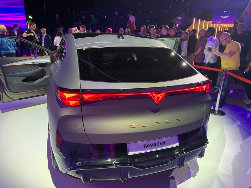 Cupra Tavascan, guarda la gallery 27