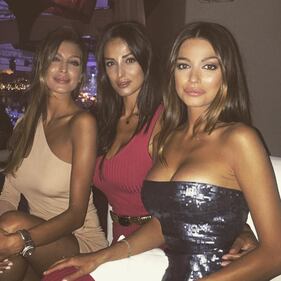 Sorelle Buccino, un'estate hot 2