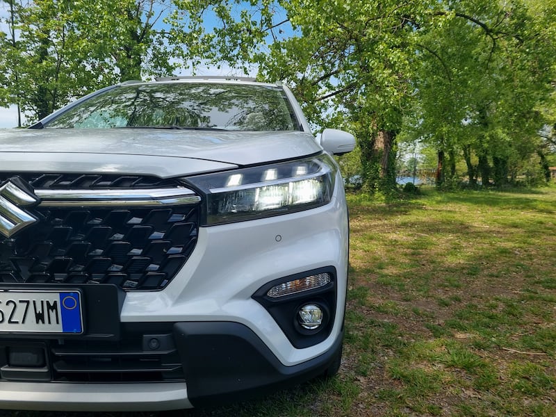 Suzuki S-Cross Hybrid 140V: guarda le foto  4
