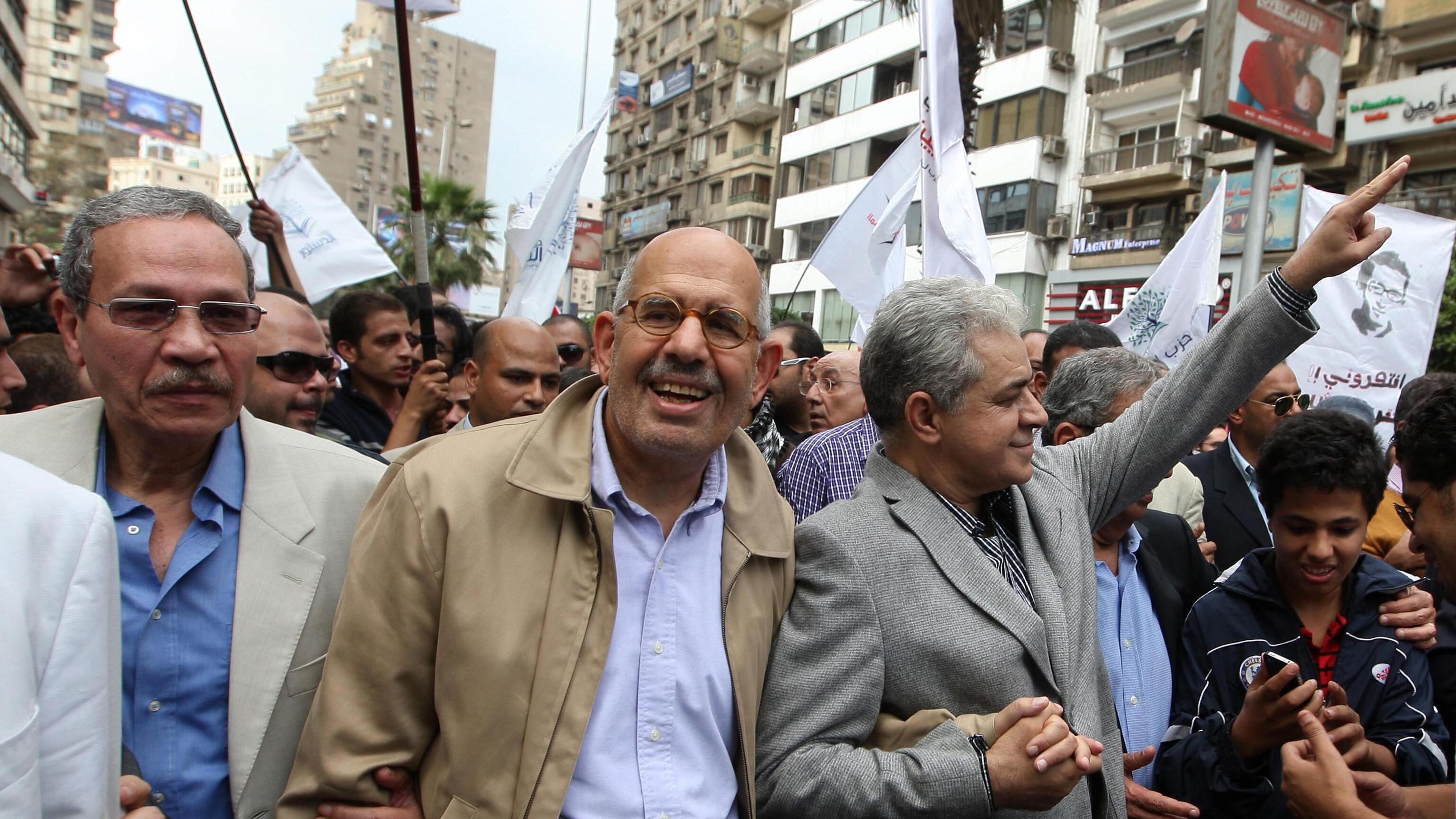 Egitto, manifestazioni contro Morsi A fuoco uffici Fratelli Musulmani