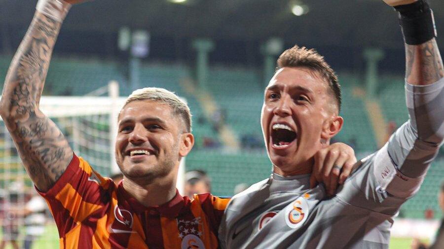 La farsa turca stile derby d'Italia del '61