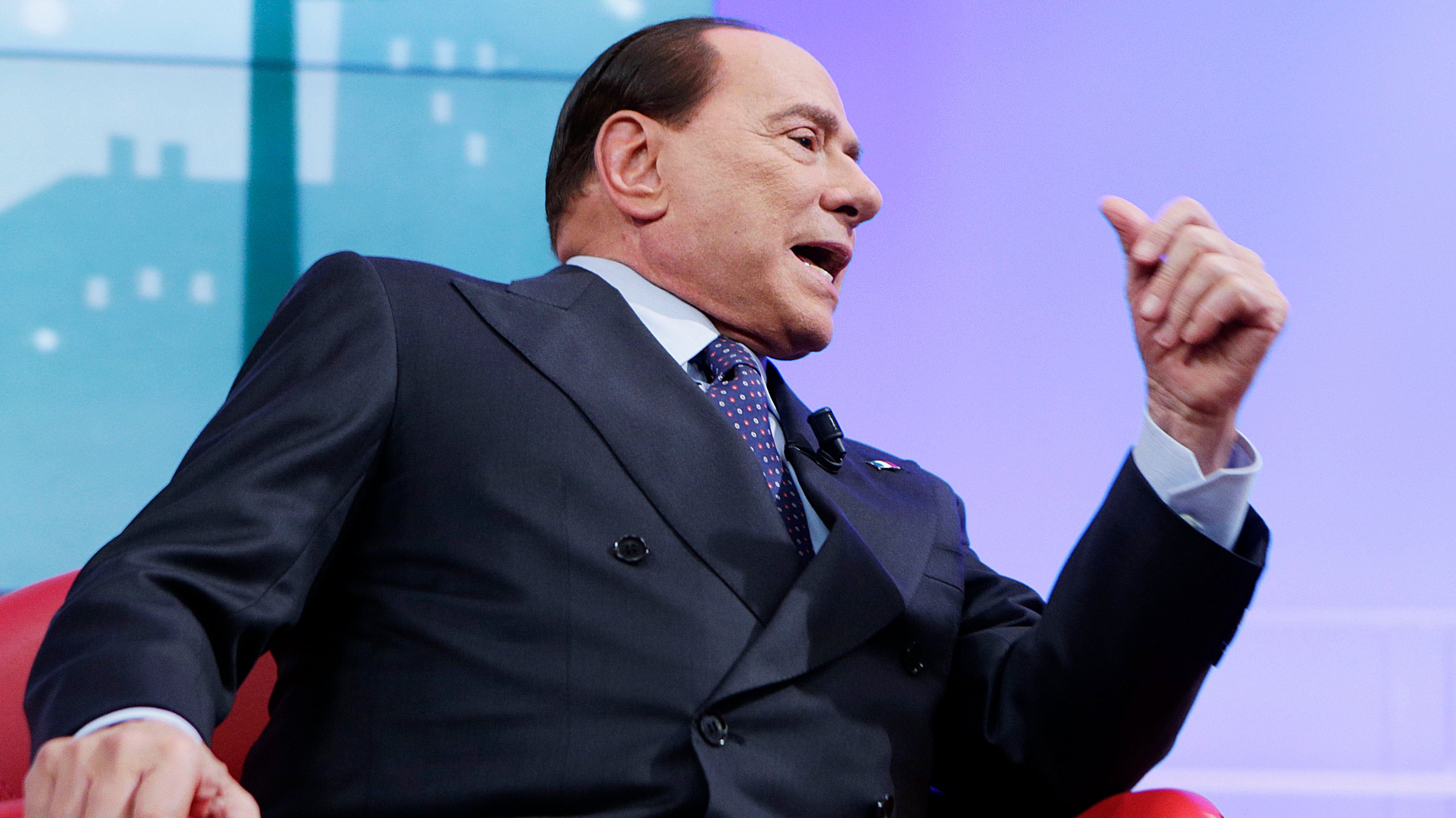 Fisco, il centrodestra rilancia: "Un condono per Equitalia"