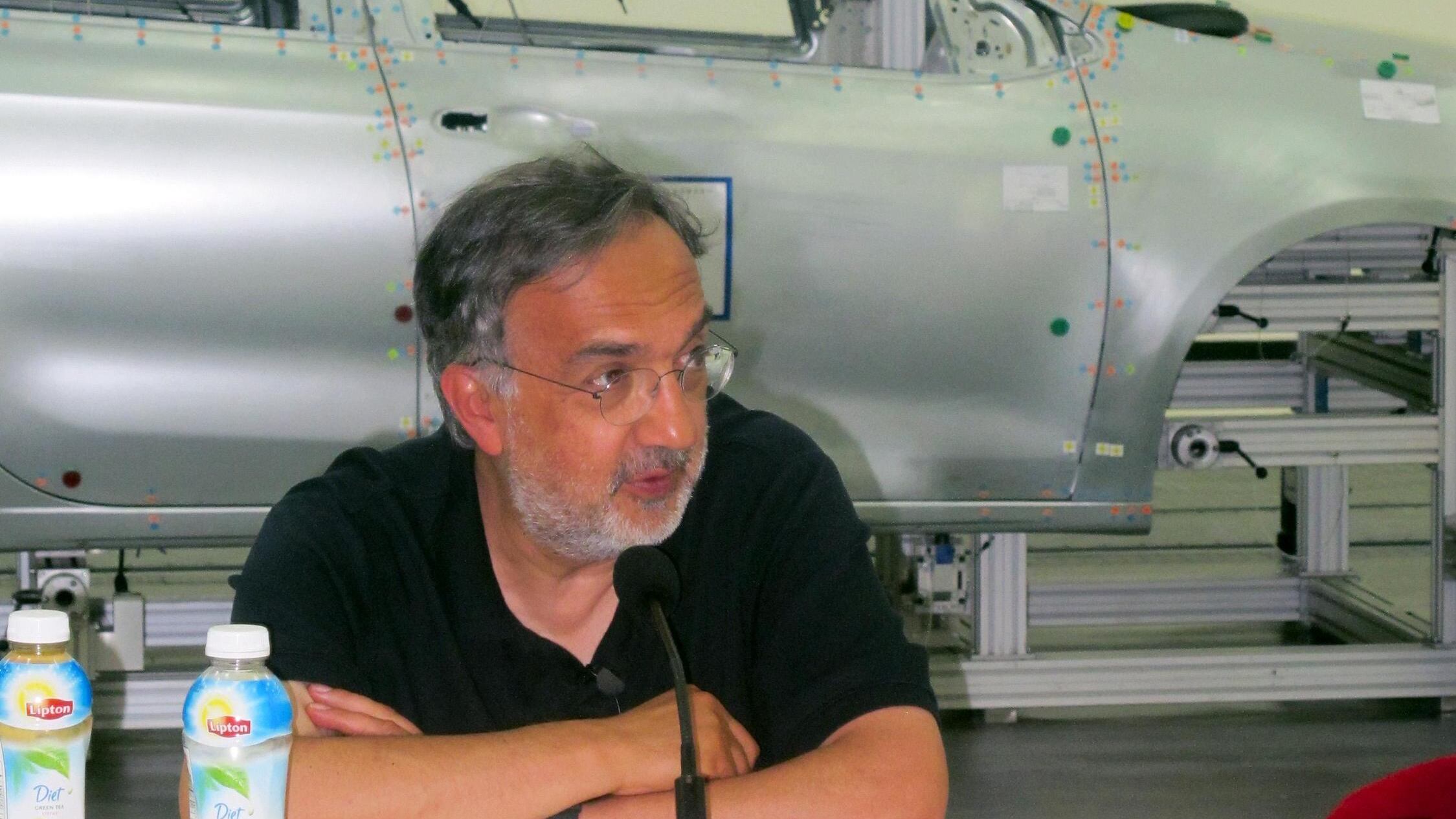 Crisi, Marchionne: "Luce in fondo al tunnel? Ho paura sia un treno"