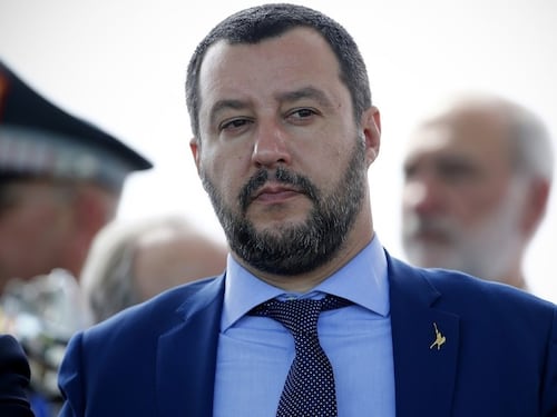 Salvini: "Porti? Conte non pensi di dare ordini a me..."