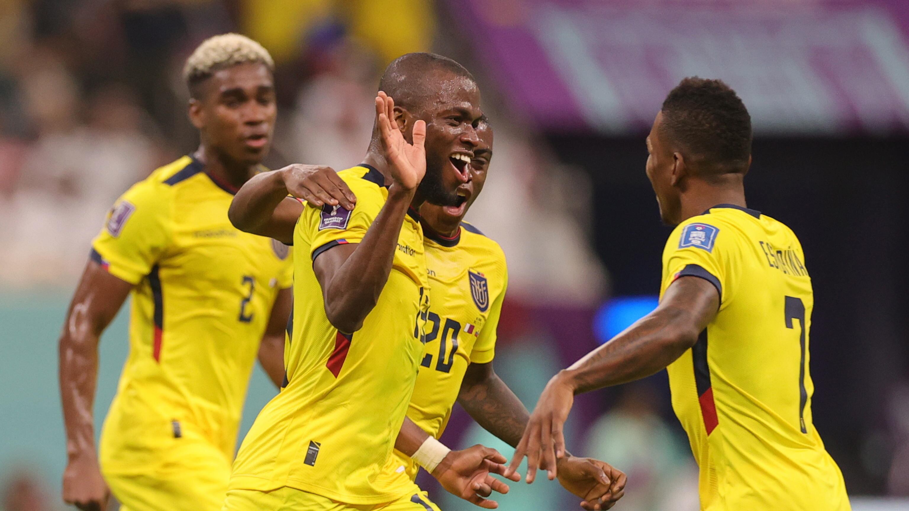 Tutto facile per l'Ecuador: la doppietta di Valencia decide la prima sfida del Mondiale