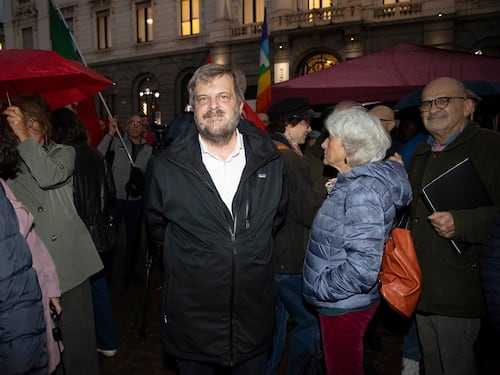 Milano, Majorino si candida a sindaco per il centrosinistra: “Quando governerò ci sarà la sinistra anche a Roma”