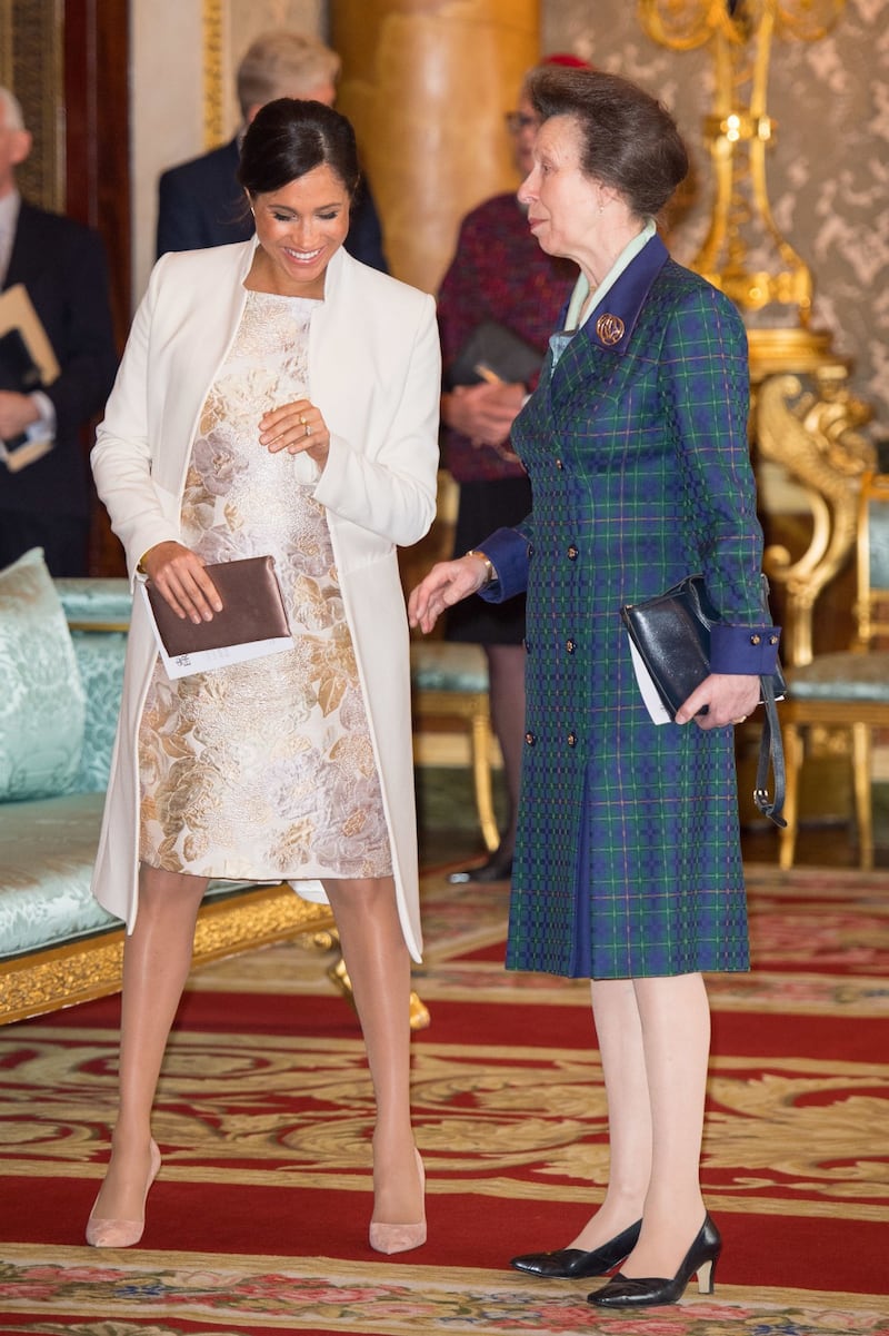 Meghan Markle e il Principe Harry, le foto dell'ovazione 8
