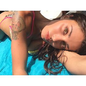 Belen Rodriguez: hot in vacanza 12