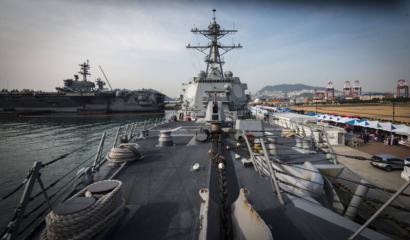 La portaerei Carl Vinson 7