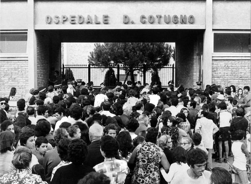 Quando Napoli sconfisse il colera nel 1973 4