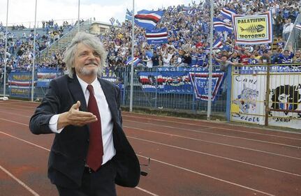 Massimo Ferrero beato tra le donne a Sabaudia 9