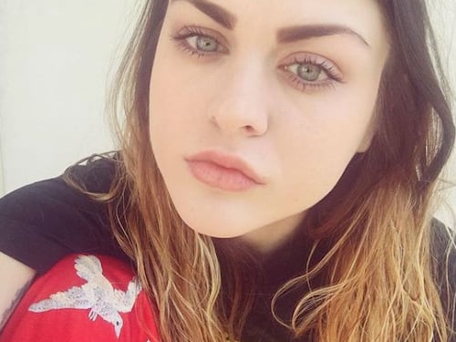 Frances Bean Cobain: "La mia battaglia contro l'alcol"