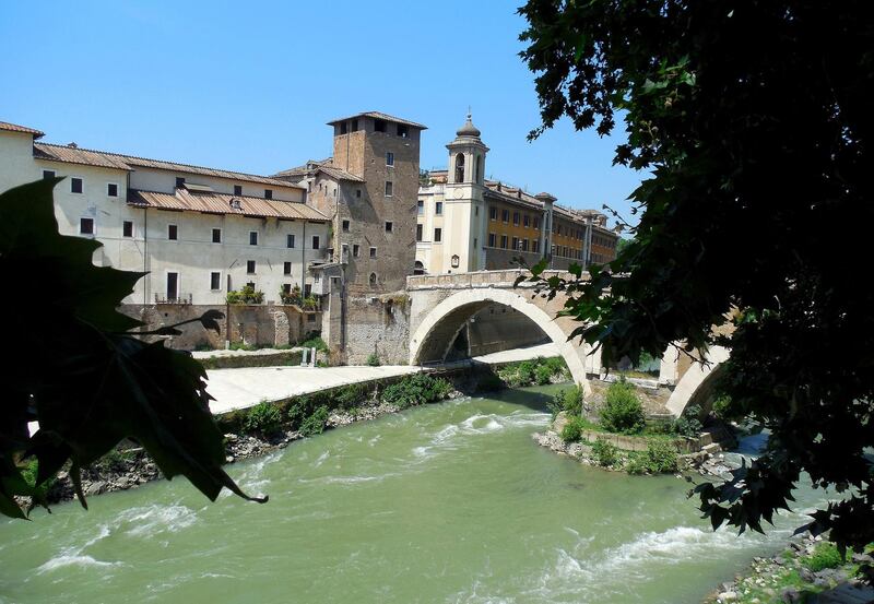 Ponte Isola Tiberina Roma