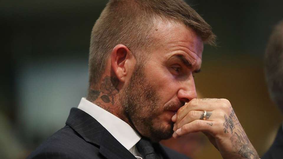 David Beckham spericolato al votante? Ammette di aver guidato col cellulare