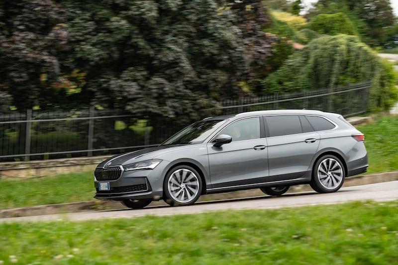 Skoda Superb, guarda la gallery 8