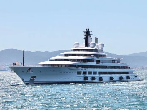 "È la nave di Putin". Dove si trova davvero