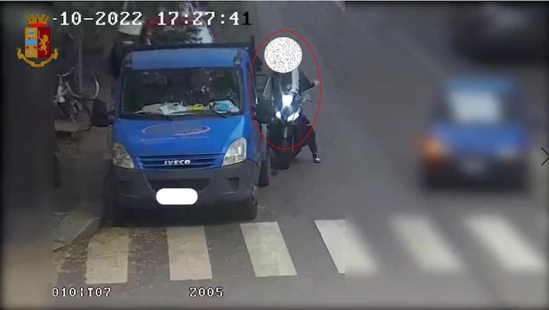La polizia di Stato ha arrestato due trasfertisti 1