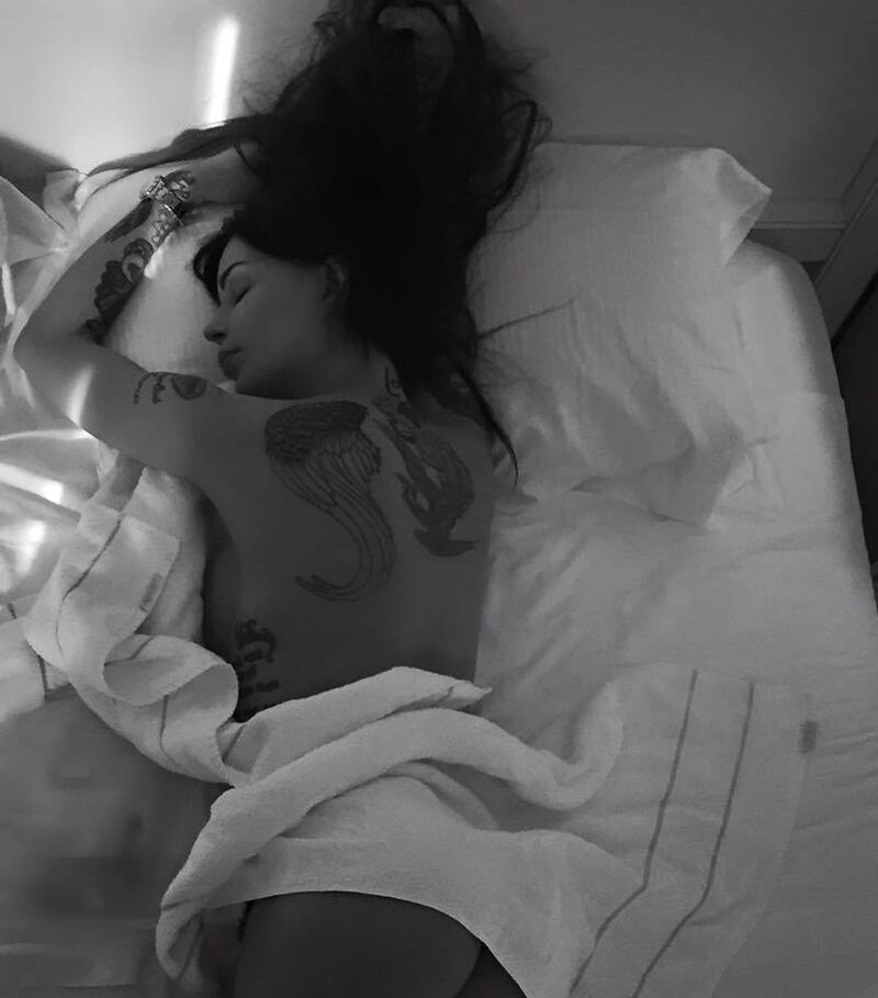 Nina Moric, le foto più sexy 19