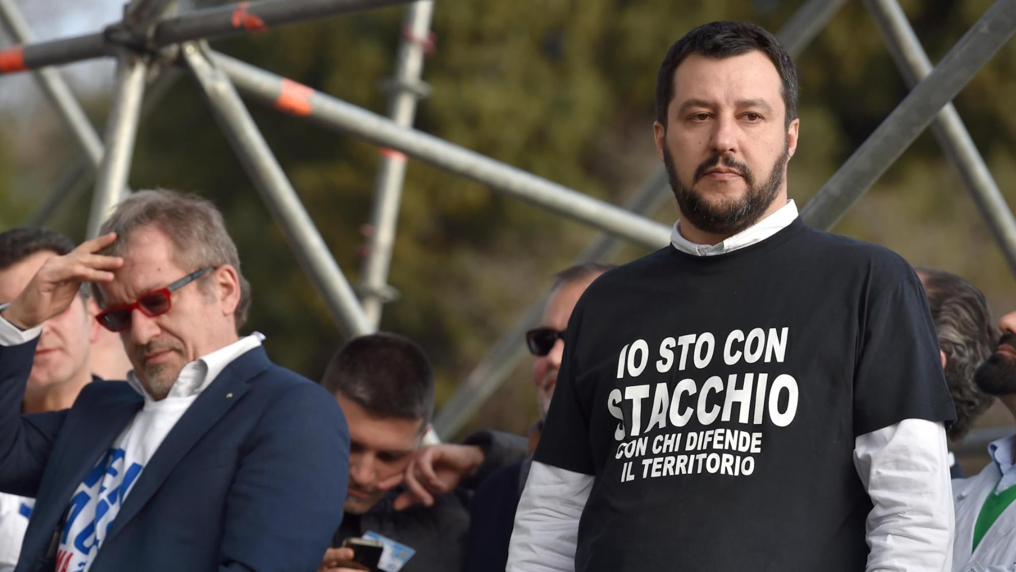 Braccio di ferro Maroni-Salvini sul Pirellone prestato all'Ue