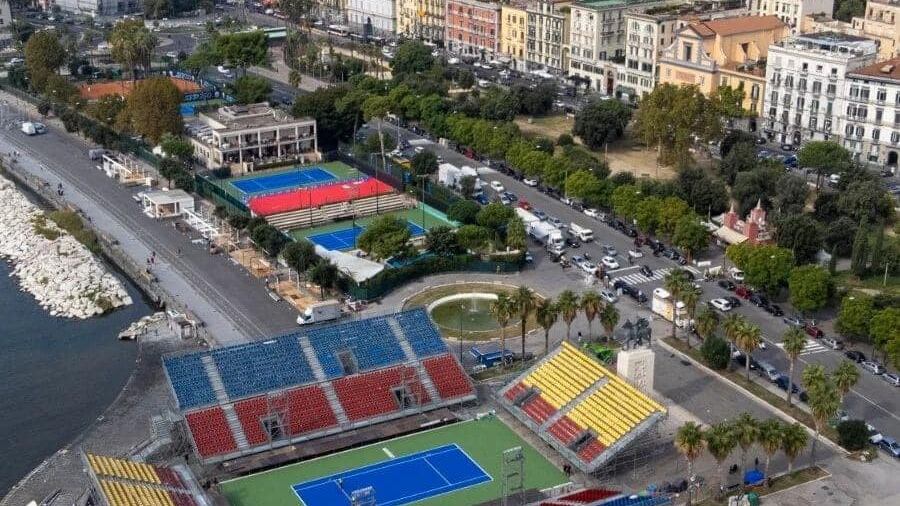 "La pallina non rimbalza". Cambiano il campo e il torneo Atp di Napoli si salva
