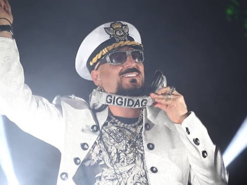 "Sto combattendo contro un grave male": l'annuncio choc di Gigi D'Agostino