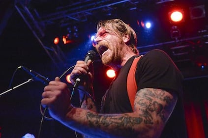 Gli Eagles of Death Metal tornano a Parigi 10