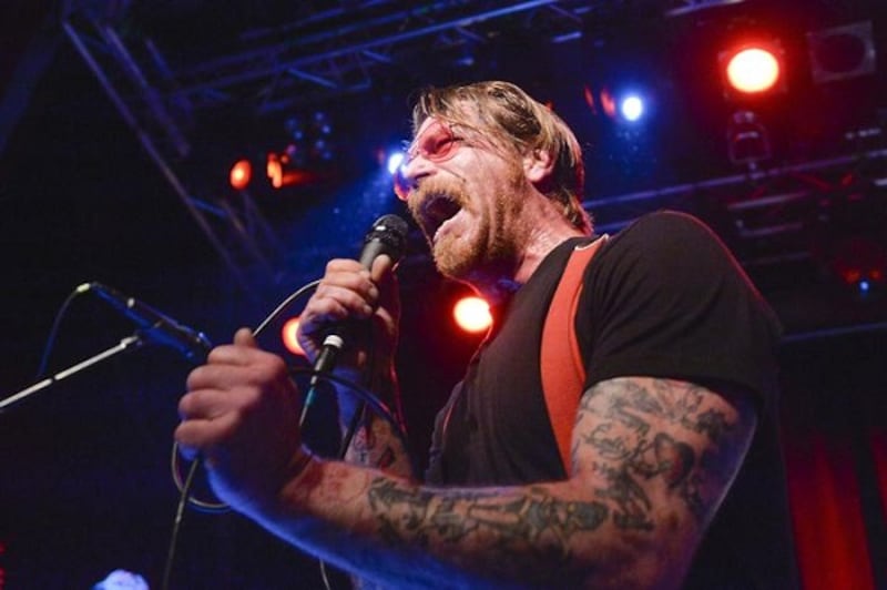 Gli Eagles of Death Metal tornano a Parigi 10