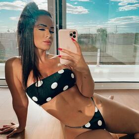 Nathalia Felix esagerata sui social 2