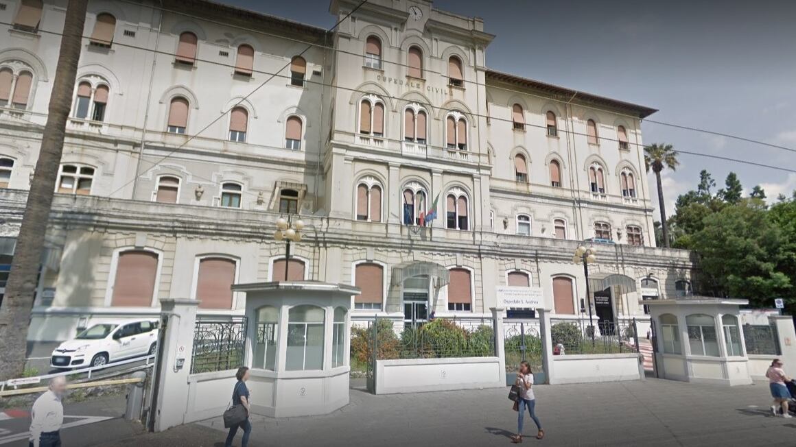 La Spezia, difese badante dal compagno: 92enne muore in ospedale