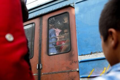 Macedonia, l'assalto dei clandestini ai treni per l'Europa 14