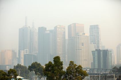Melbourne invasa dal fumo 1