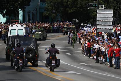 Il corteo funebre di Fidel Castro a Santiago 4
