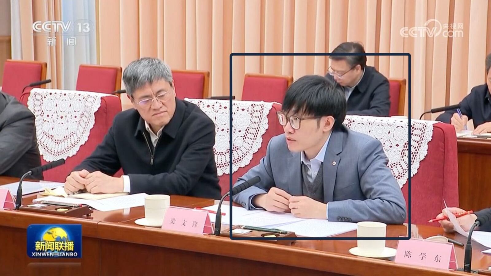 Chi è Liang Wenfeng, la mente dietro l'Ai cinese DeepSeek