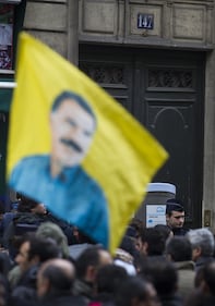 Parigi, proteste davanti al Centro Informazioni sul Kurdistan 2